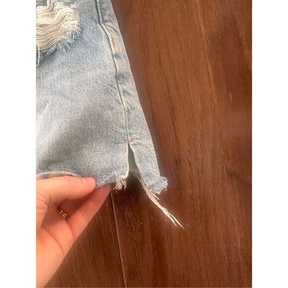 Madewell Relaxed Fit Denim Shorts - Picture 5 of 5